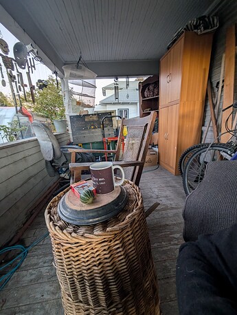 PXL_20251007_012432760