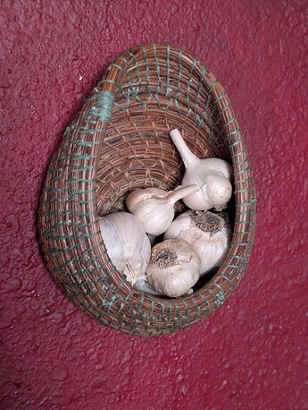 PXL_20251209_213916803