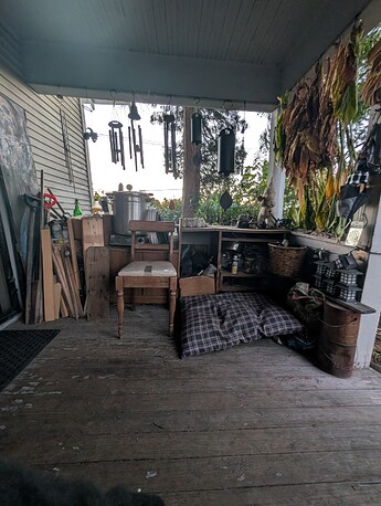 PXL_20251007_012435734