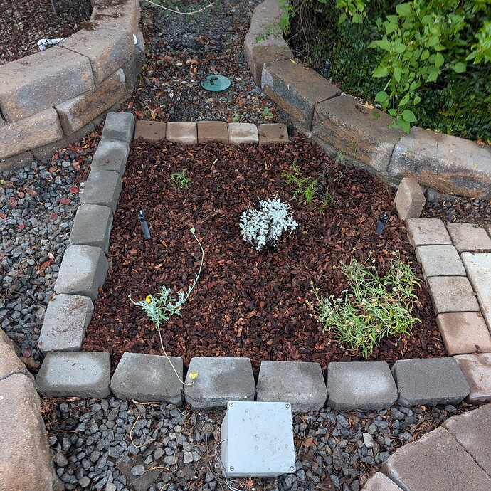 Apple-gap planter